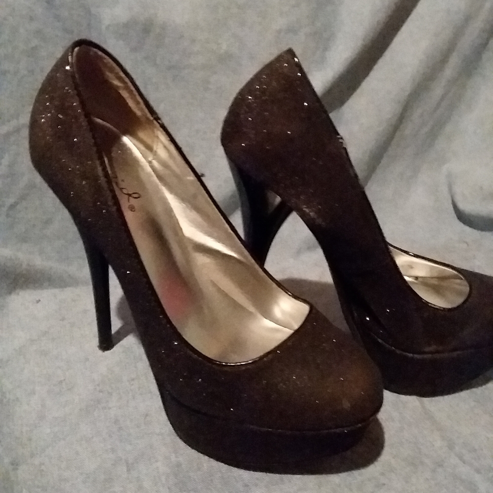 Cupid pumps